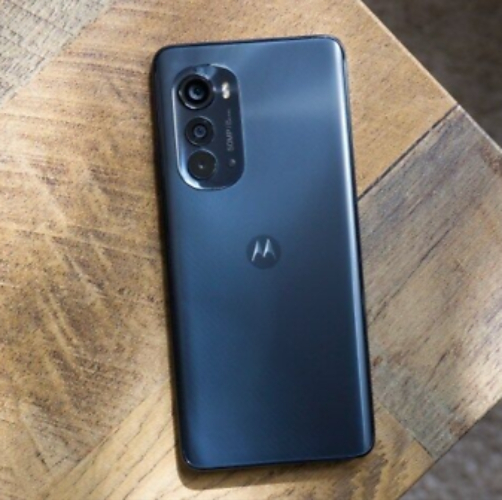 motorola edge (2022)